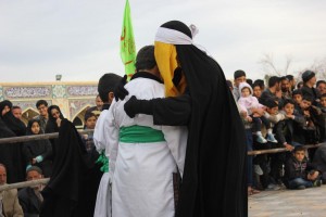 مراسم گروه تعزیه خوانان زین العباد محله چهل دختران نایین ۱۷صفر ۱۴۳۸